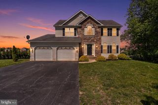 667 HALLMARK DR, Martinsburg, WV 25403