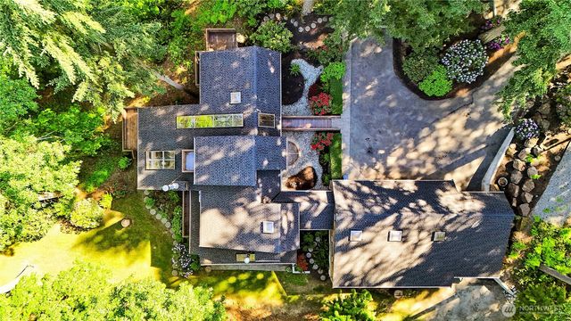 15124 130th Avenue NE, Woodinville, WA 98072