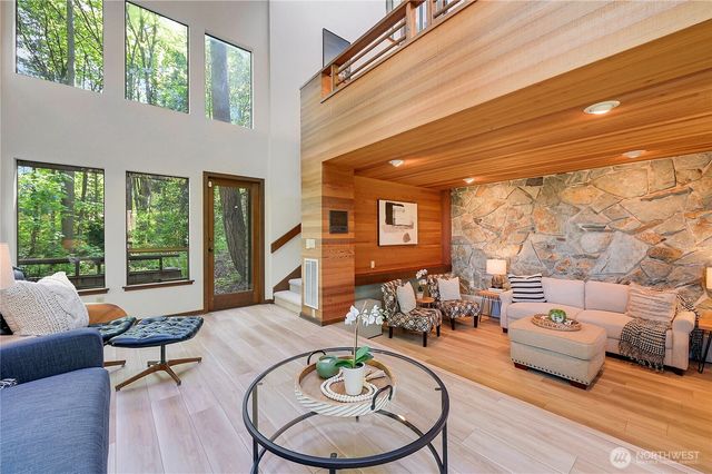 15124 130th Avenue NE, Woodinville, WA 98072