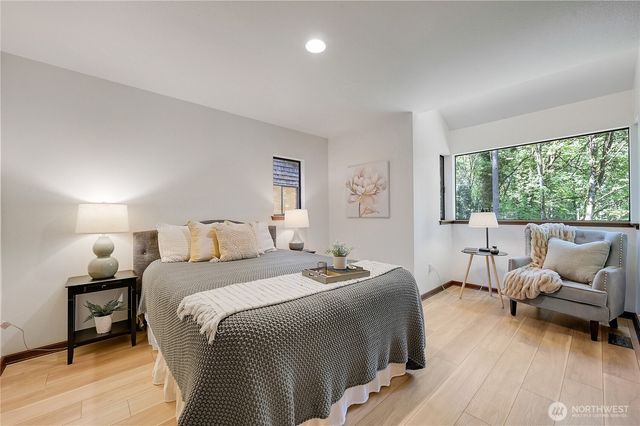 15124 130th Avenue NE, Woodinville, WA 98072
