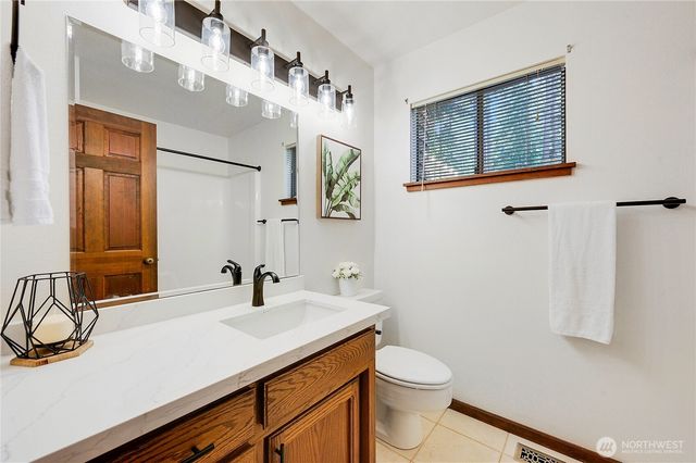 15124 130th Avenue NE, Woodinville, WA 98072