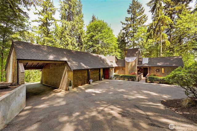15124 130th Avenue NE, Woodinville, WA 98072