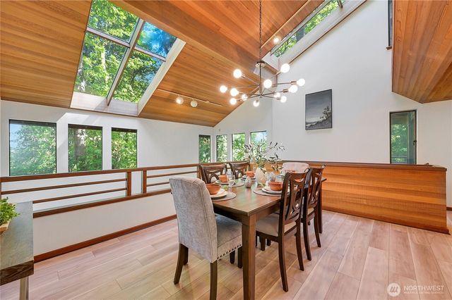 15124 130th Avenue NE, Woodinville, WA 98072