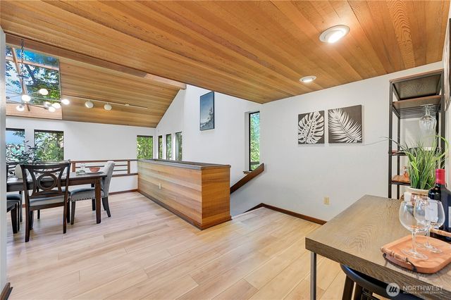 15124 130th Avenue NE, Woodinville, WA 98072