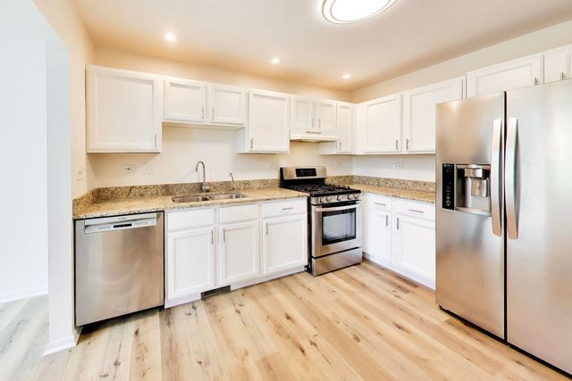 312 E TALL OAKS Lane, Itasca, IL 60143