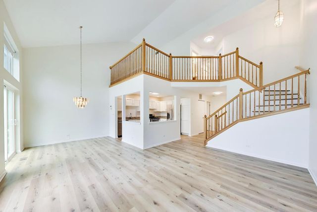 312 E TALL OAKS Lane, Itasca, IL 60143