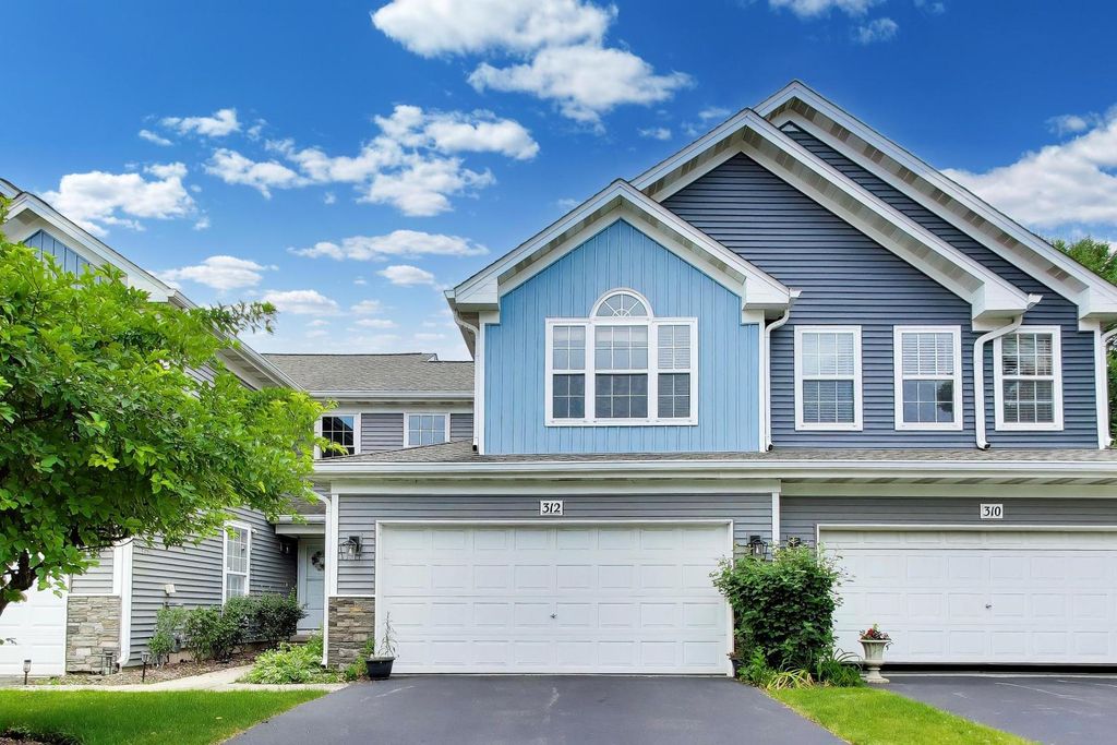 312 E TALL OAKS Lane, Itasca, IL 60143