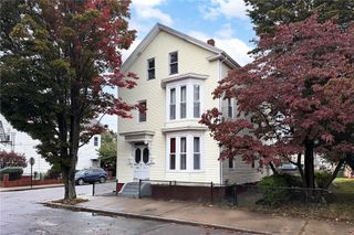 99 Lowell Avenue, Providence, RI 02909