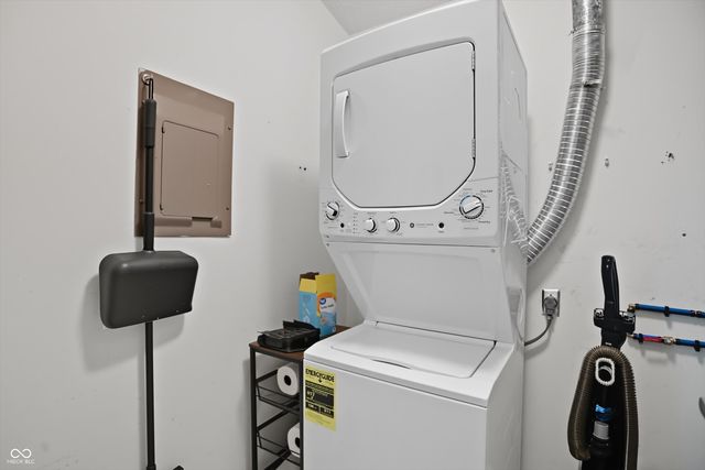 11755 Beckham Court 206, Carmel, IN 46032