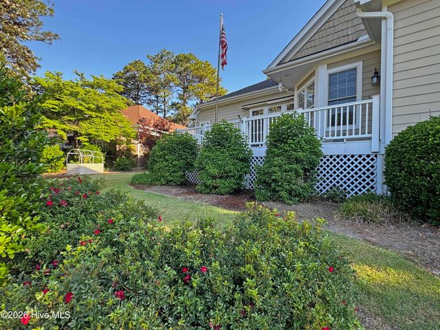 140 Steeplechase Way, Southern Pines, NC 28387