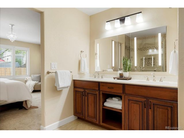 18853 E Union Pl, Aurora, CO 80015