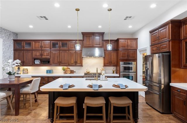 10335 Artful Stone Avenue, Las Vegas, NV 89149