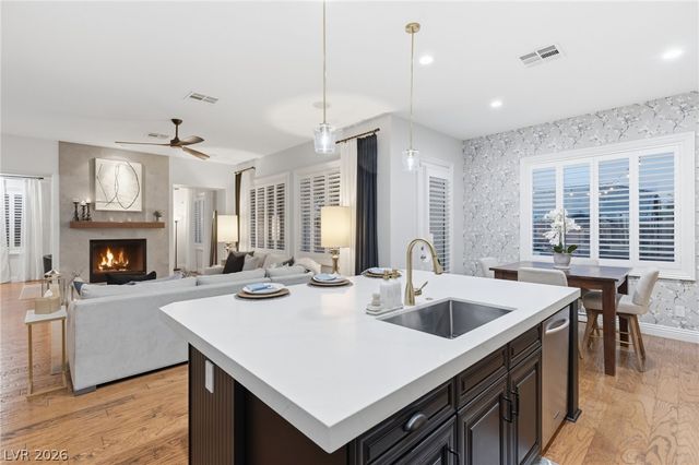 10335 Artful Stone Avenue, Las Vegas, NV 89149