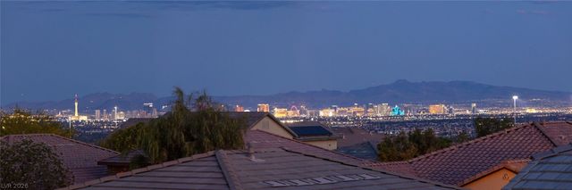 10335 Artful Stone Avenue, Las Vegas, NV 89149