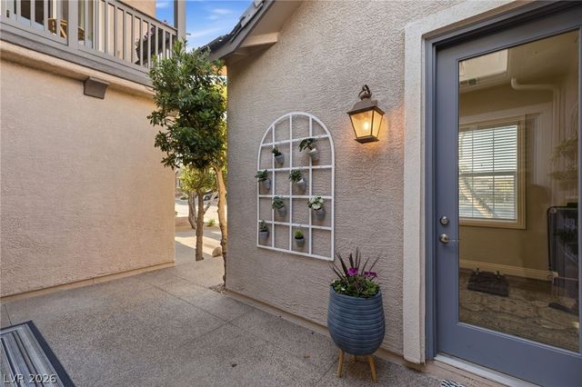 10335 Artful Stone Avenue, Las Vegas, NV 89149