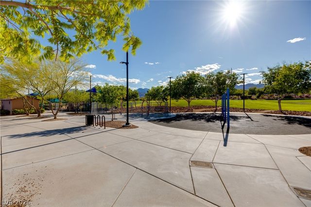 10335 Artful Stone Avenue, Las Vegas, NV 89149
