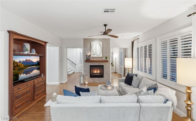 10335 Artful Stone Avenue, Las Vegas, NV 89149