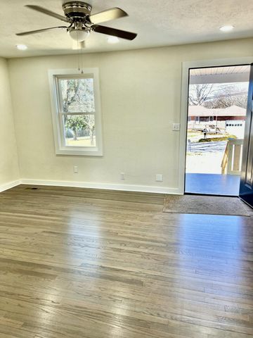 2106 Mcbrien Road, Chattanooga, TN 37412