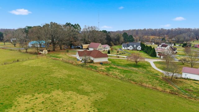59 Parker Cir, Lynchburg, TN 37352