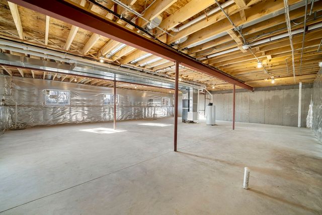 25150 S Westwind Drive, Channahon, IL 60410