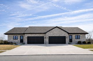 25150 S Westwind Drive, Channahon, IL 60410