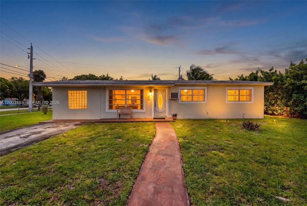 20621 NW 24th Ct, Miami Gardens, FL 33056