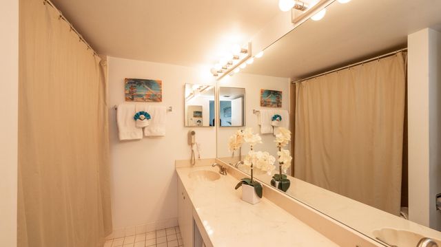 1901 S Roosevelt Blvd Apt 401N, Key West, FL 33040