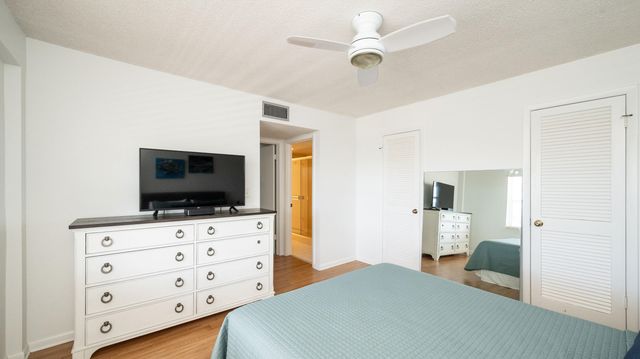 1901 S Roosevelt Blvd Apt 401N, Key West, FL 33040