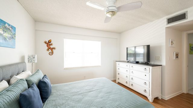 1901 S Roosevelt Blvd Apt 401N, Key West, FL 33040