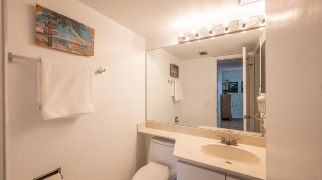 1901 S Roosevelt Blvd Apt 401N, Key West, FL 33040