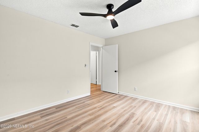 11987 ARBOR LAKE Drive, Jacksonville, FL 32225