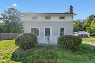 7440 Stewart Sharon Road, Hubbard, OH 44425