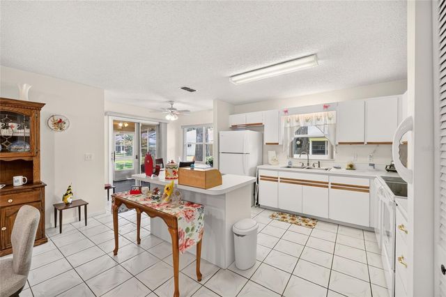 9659 SW 95TH TERRACE B, Ocala, FL 34481
