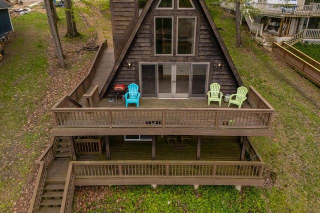 503 Greenacre Circle, Howard, OH 43028