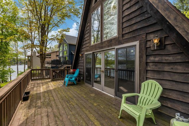503 Greenacre Circle, Howard, OH 43028