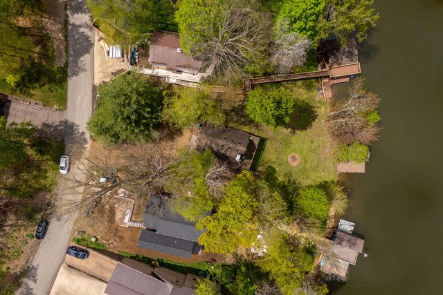 503 Greenacre Circle, Howard, OH 43028