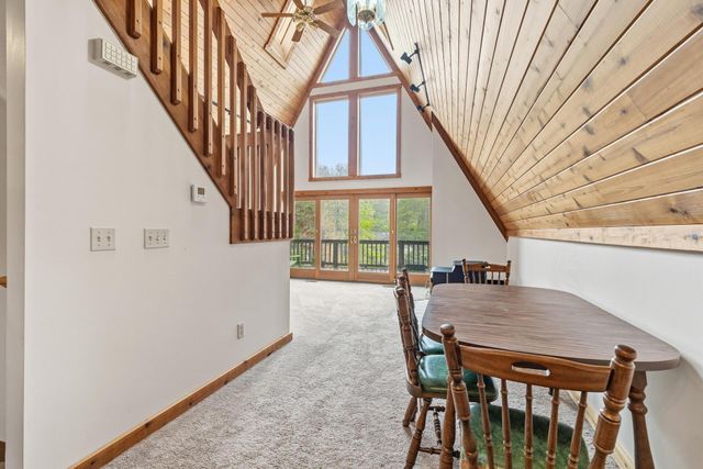 503 Greenacre Circle, Howard, OH 43028