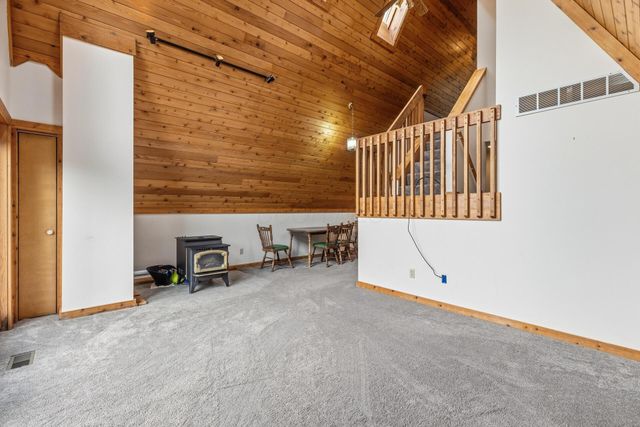 503 Greenacre Circle, Howard, OH 43028