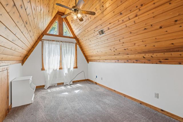 503 Greenacre Circle, Howard, OH 43028