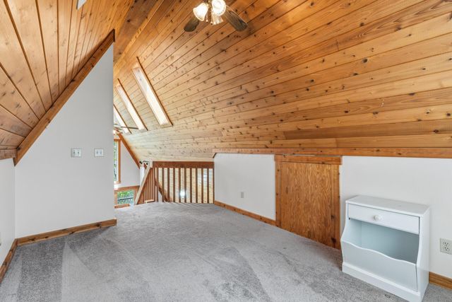 503 Greenacre Circle, Howard, OH 43028
