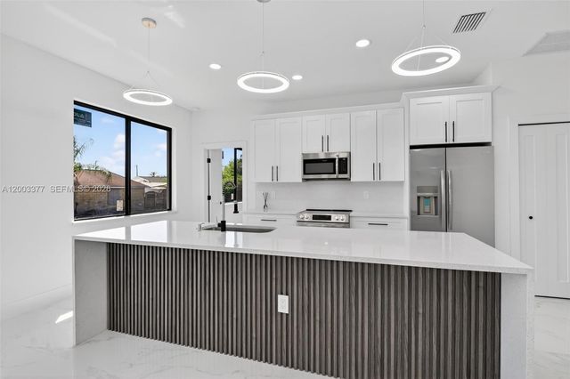 3903 SW 11, Lehigh Acres, FL 33976