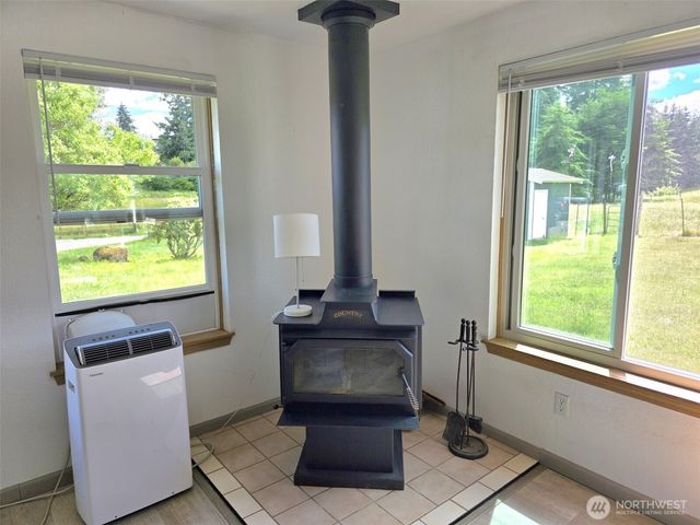 11916 Fillman Road SE, Rainier, WA 98576