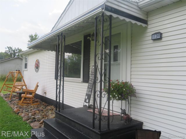 11391 N Genesee Road N, Thetford Township, MI 48420