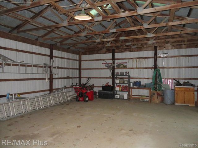 11391 N Genesee Road N, Thetford Township, MI 48420