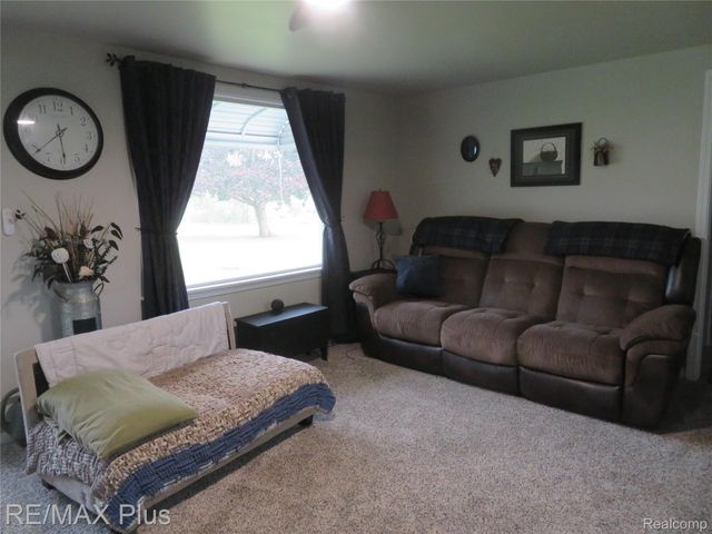 11391 N Genesee Road N, Thetford Township, MI 48420