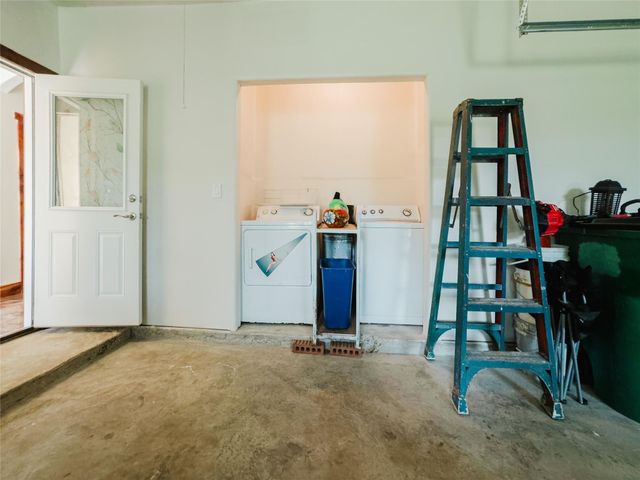 204 Matthew CV, Bastrop, TX 78602
