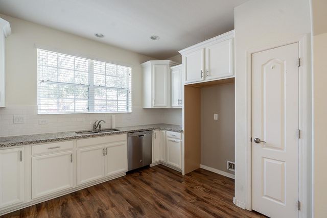 1055 S Reber Avenue, Gilbert, AZ 85296