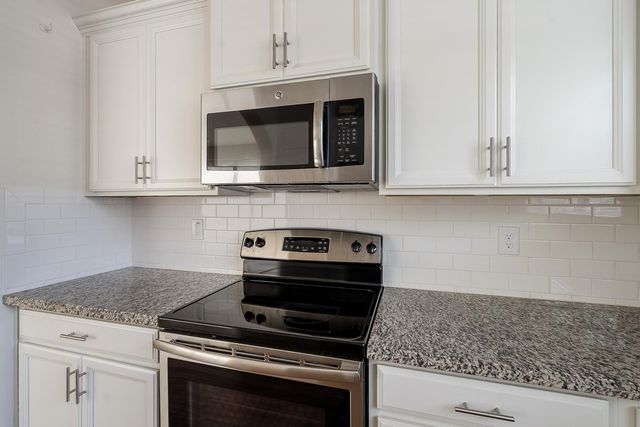 1055 S Reber Avenue, Gilbert, AZ 85296