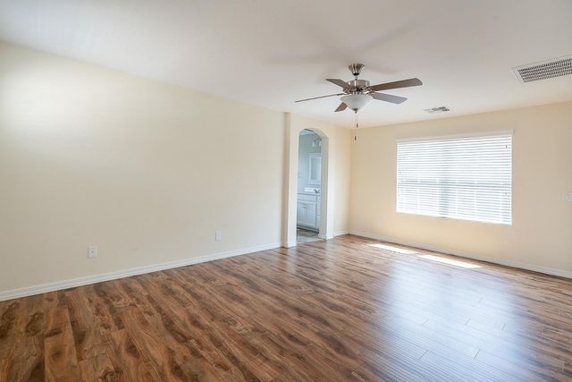 1055 S Reber Avenue, Gilbert, AZ 85296