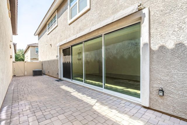 1055 S Reber Avenue, Gilbert, AZ 85296